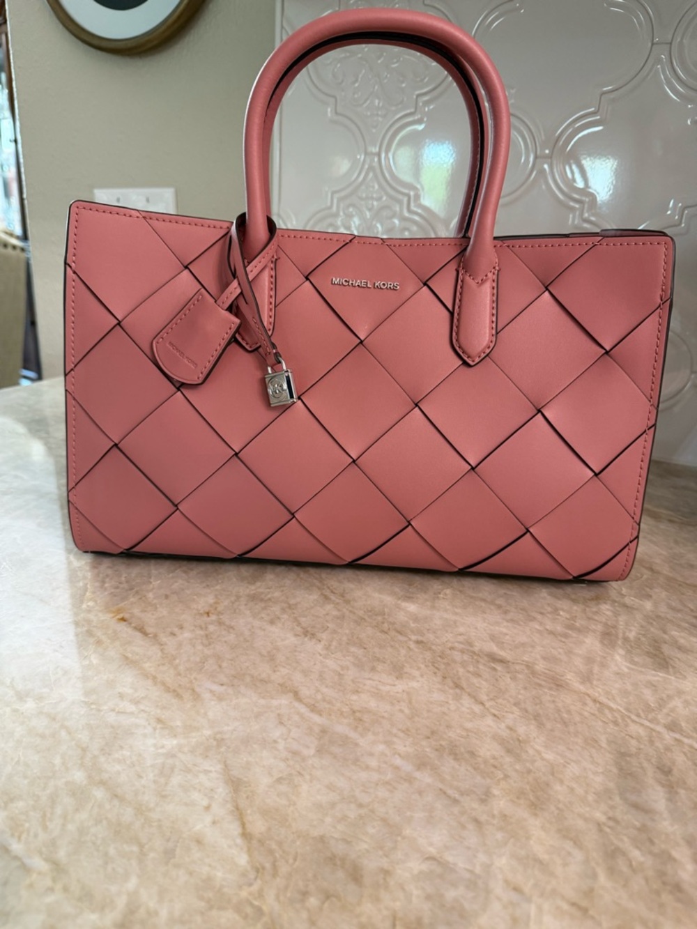 MICHAEL Michael Kors Scarlett Medium Woven Leather East West Satchel EUC - Picture 4 of 16